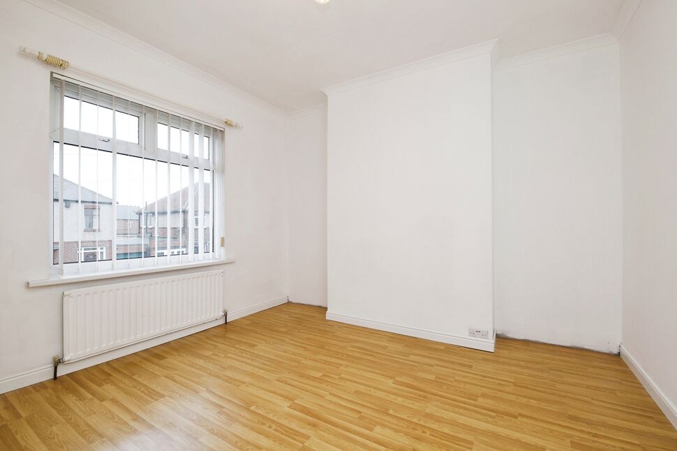 4 bedroom Semi Detached House for sale, Appletree Gardens, Newcastle