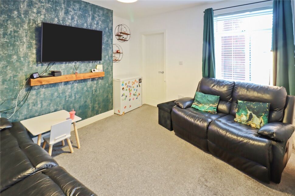 Main image of 2 bedroom  Flat for sale, Ravensworth Street, Wallsend, Tyne and Wear, NE28
