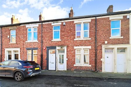 Laurel Street, 3 bedroom  Flat for sale, £65,000