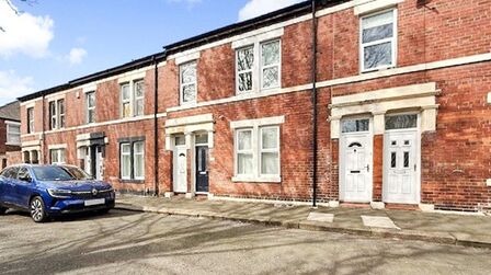 Brussels Road, 2 bedroom  Flat for sale, £85,000
