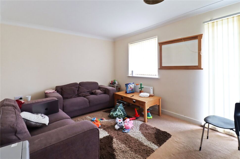 Lounge / Kitchen