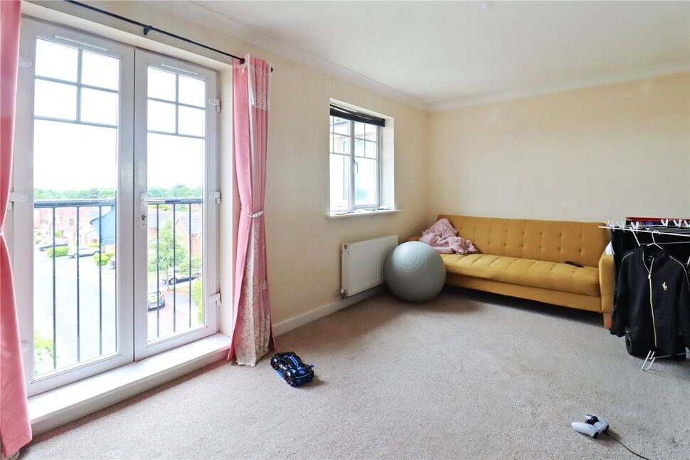 Lounge / Kitchen