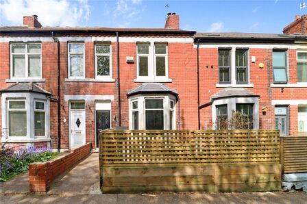 South Terrace, 3 bedroom Mid Terrace House for sale, £170,000