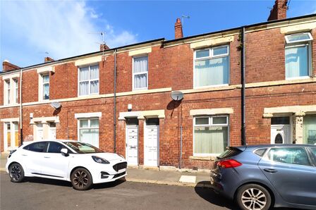 2 bedroom  Flat to rent