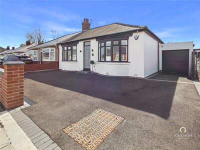 Broomfield Avenue, 2 bedroom Semi Detached Bungalow for sale, &pound;300,000