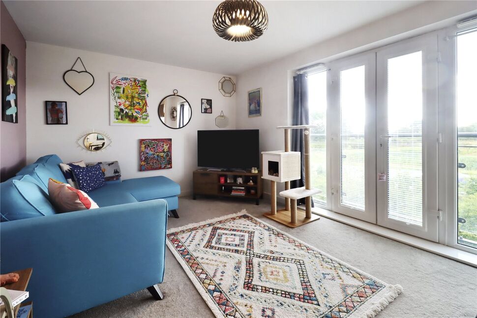 Lounge / Kitchen