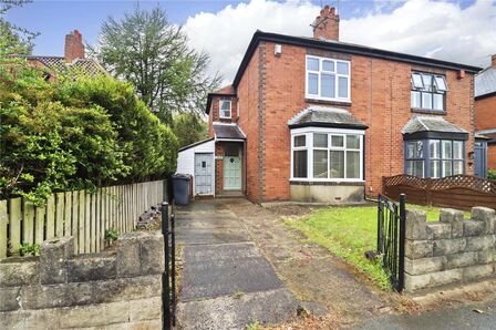 2 bedroom Semi Detached House to rent