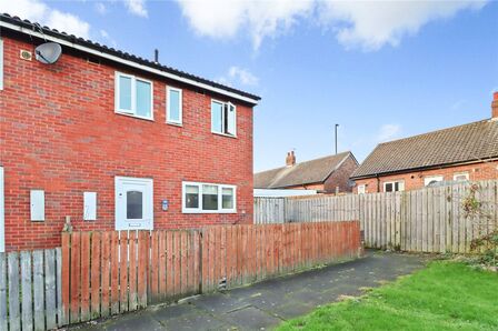 3 bedroom End Terrace House for sale