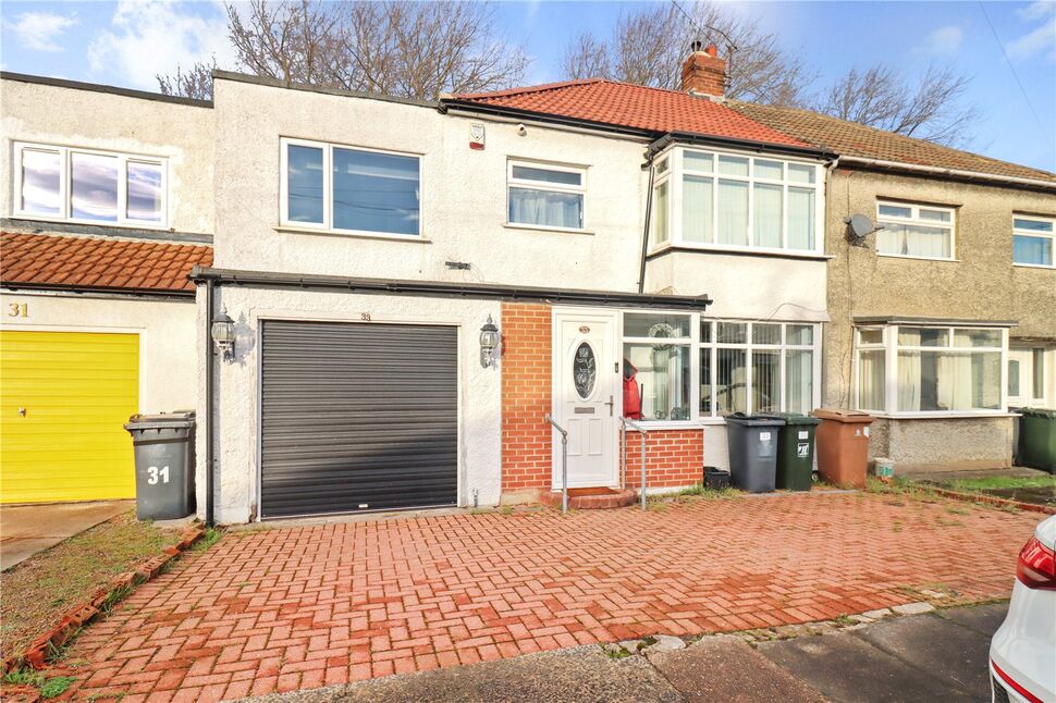 Main image of 5 bedroom Semi Detached House to rent, Whitecroft Road, Newcastle upon Tyne, Tyne and Wear, NE12