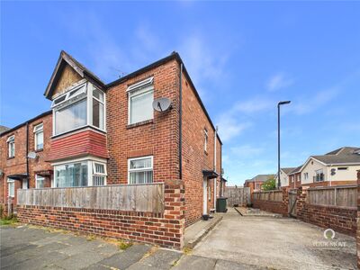 4 bedroom End Terrace House for sale