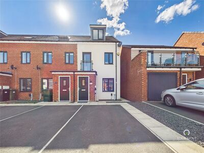 3 bedroom End Terrace House for sale