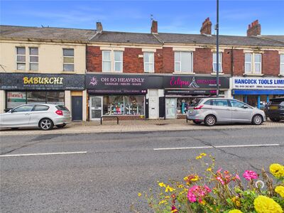 High Street East, 1 bedroom Flat for sale, &pound;30,000