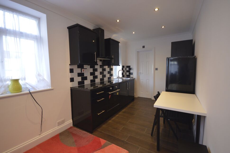 Studio Room
