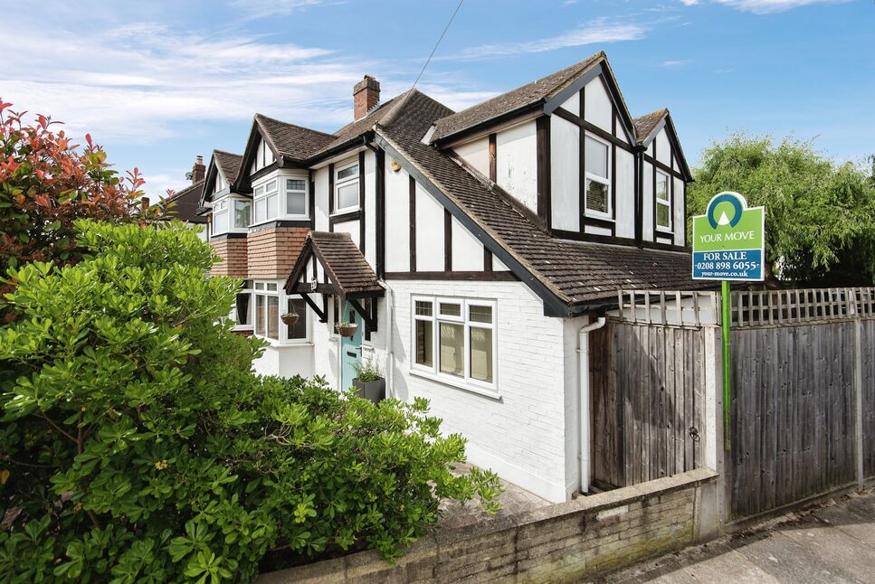 4 bedroom Semi Detached House for sale, Ashley Drive, Whitton