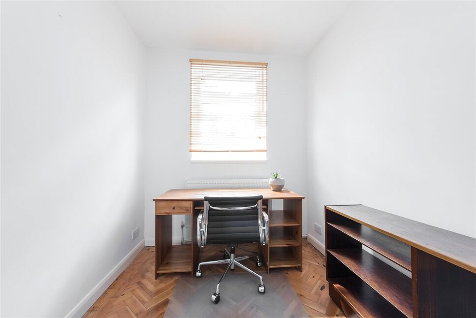 4 bedroom Semi Detached House for sale, Ashley Drive, Whitton