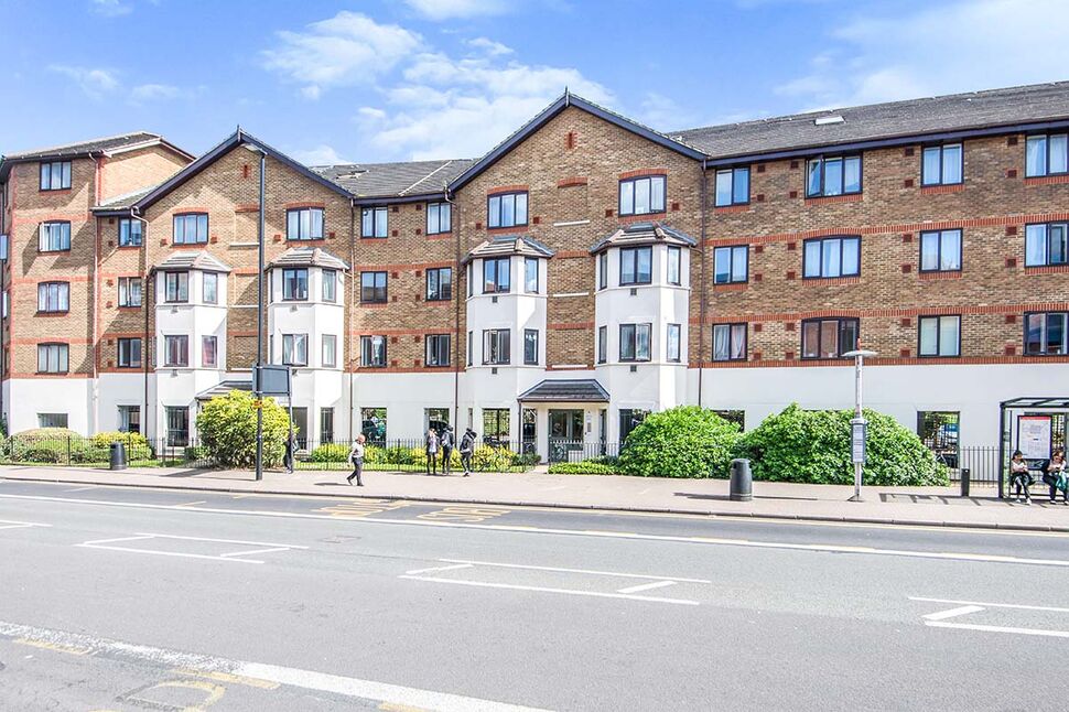 Main image of 1 bedroom Flat to rent, Grove Road, Hounslow, TW3