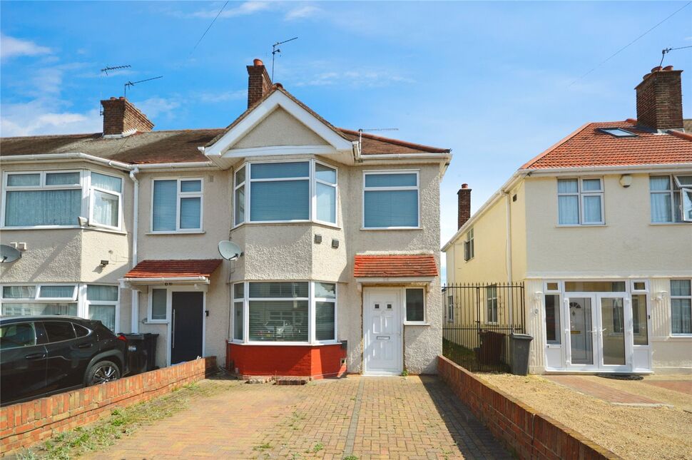 Main image of 3 bedroom End Terrace House for sale, Clifford Road, Hounslow, TW4