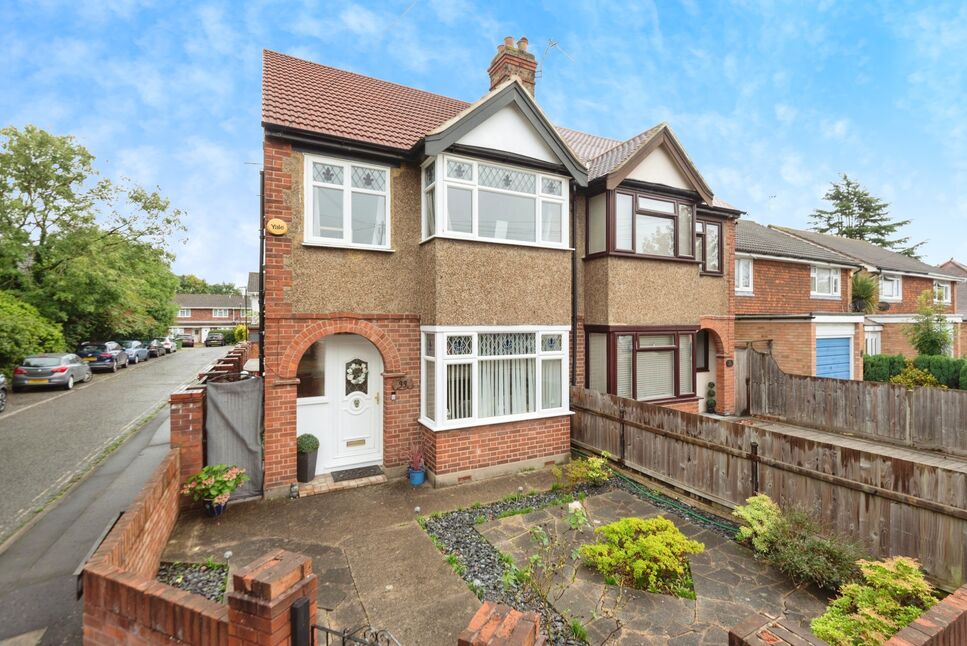 Main image of 3 bedroom Semi Detached House for sale, Whitton, Hounslow, TW4