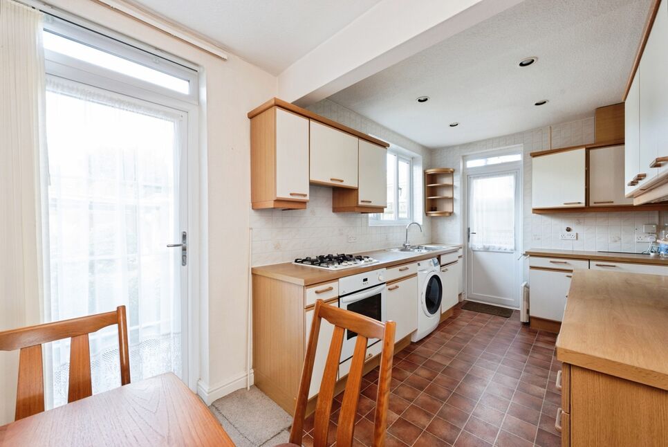 Kitchen / Dining Room