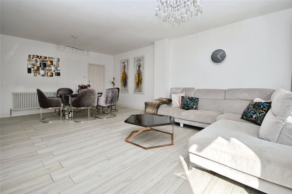 Living / Dining Room