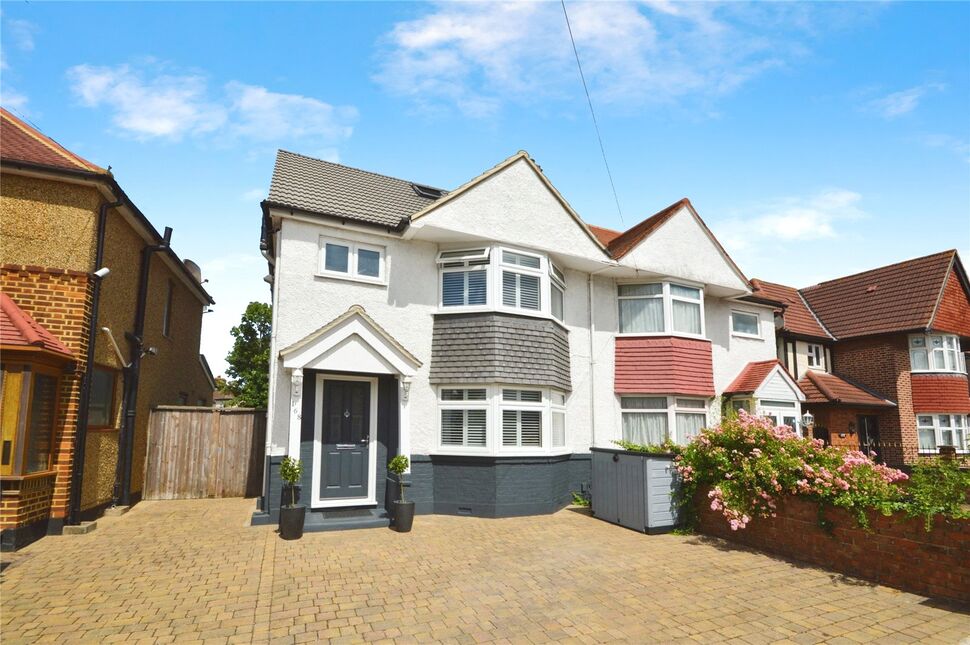 Main image of 4 bedroom Semi Detached House for sale, Argyle Avenue, Whitton, Hounslow, TW3