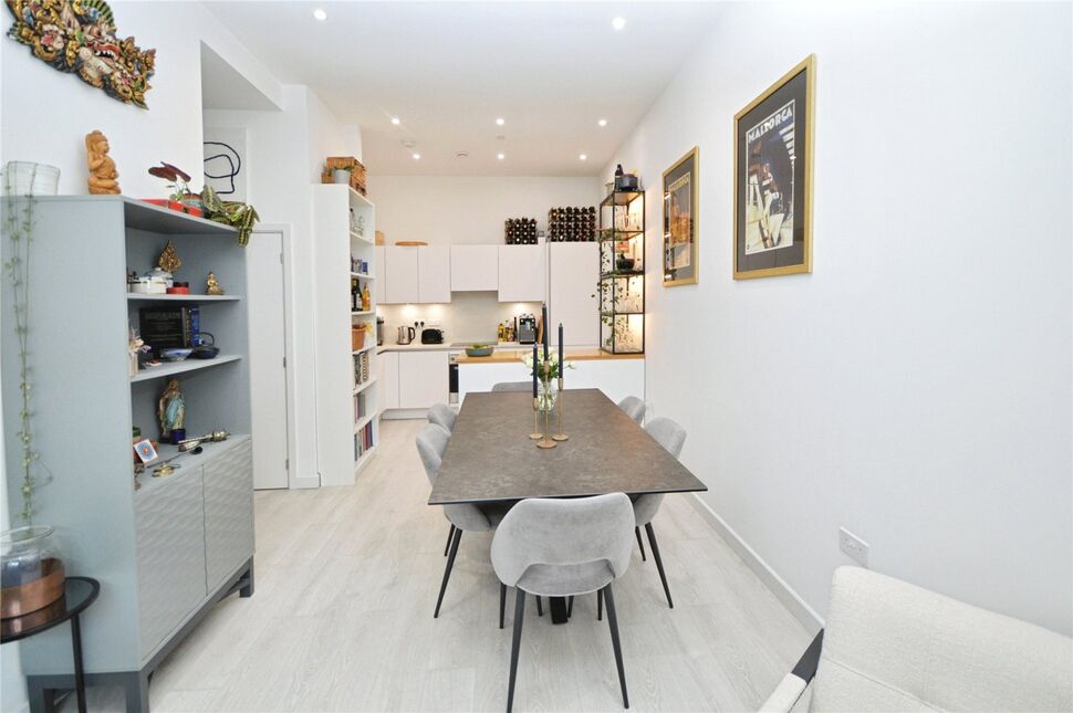 Living Room / Kitchen