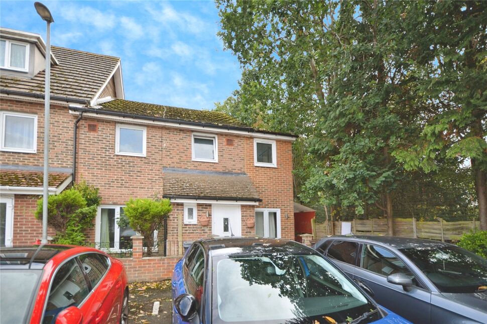 Main image of 4 bedroom End Terrace House to rent, Blackburn Way, Hounslow, TW4