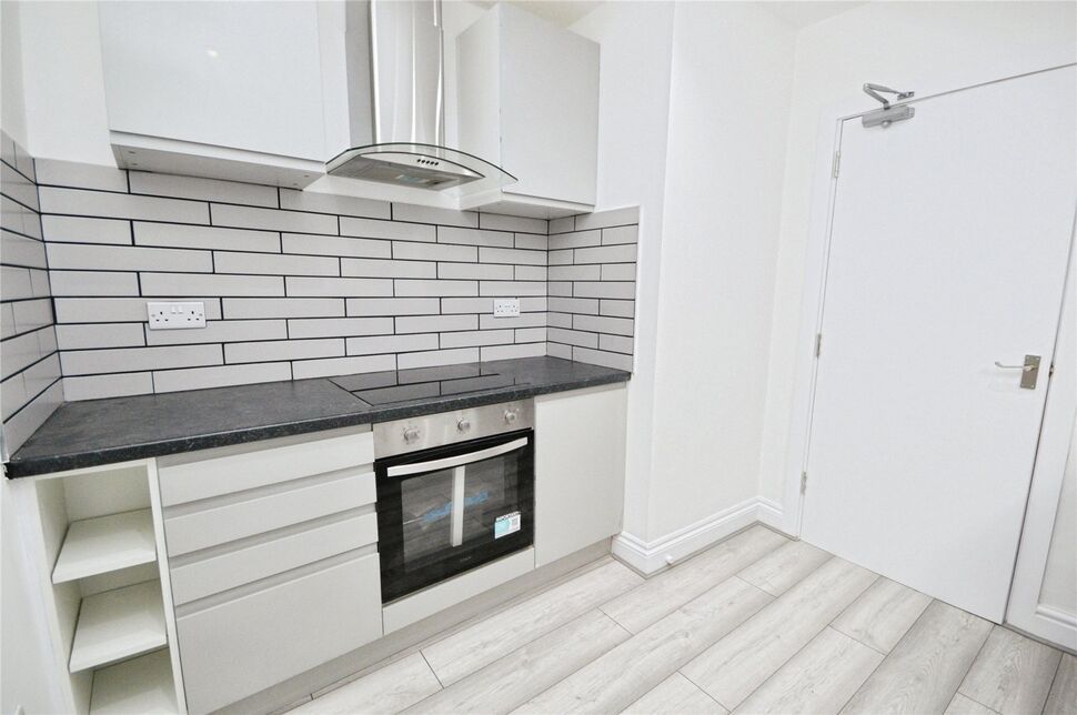 Main image of 1 bedroom Flat to rent, Hanworth Road, Hounslow, TW4