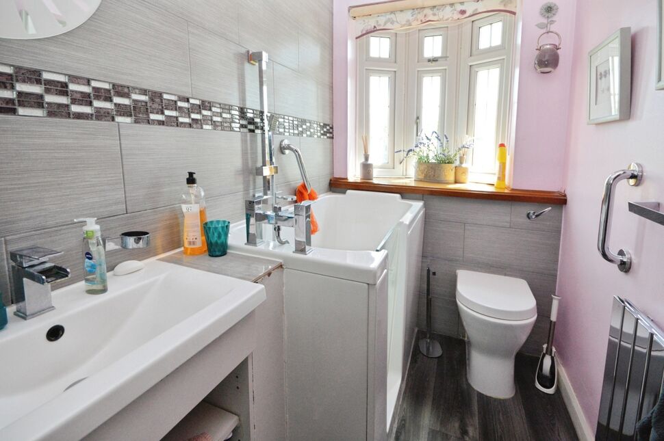Bathroom WC