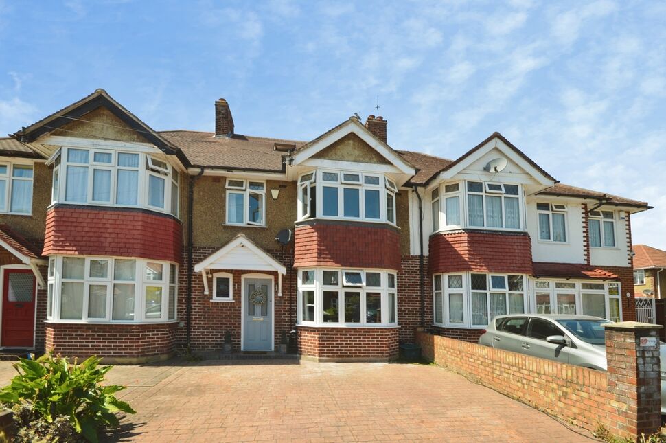 Main image of 5 bedroom Mid Terrace House for sale, Park Close, Hounslow, TW3