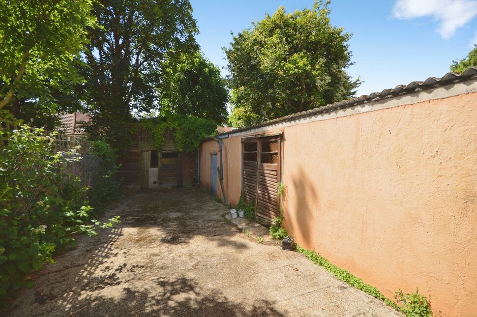Outbuilding