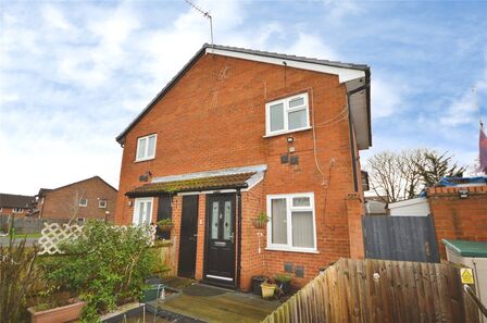 1 bedroom End Terrace House for sale