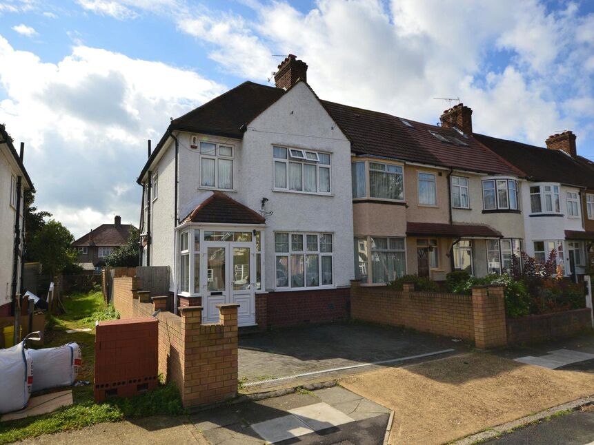 Main image of 3 bedroom End Terrace House to rent, Priory Road, Hounslow, TW3