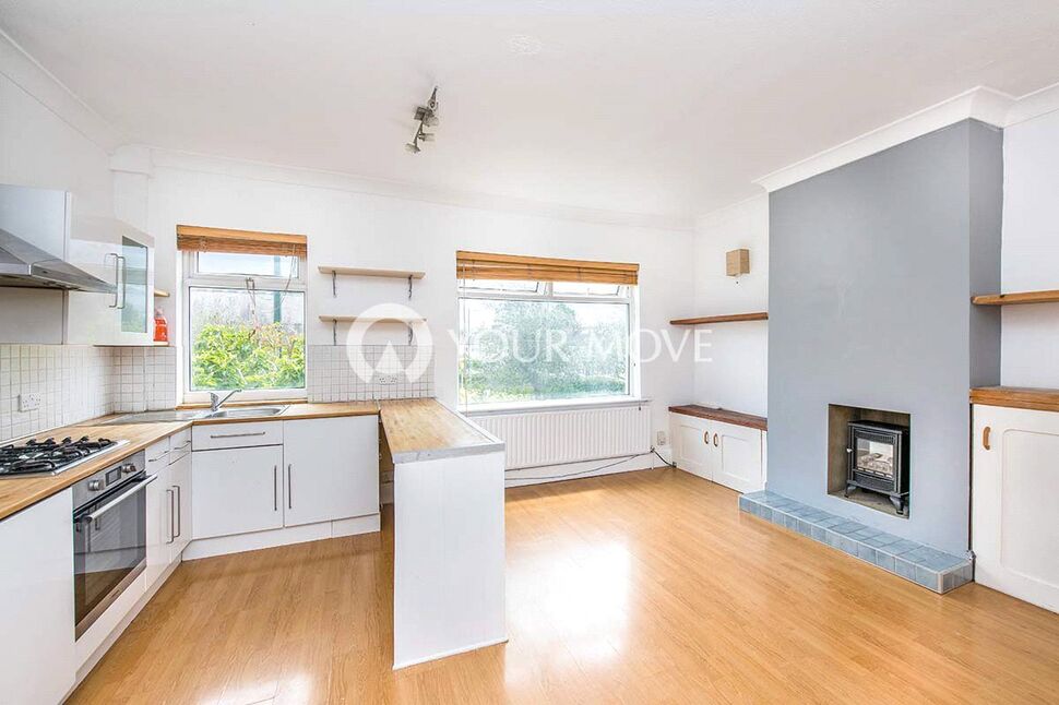 Kitchen / Living Area