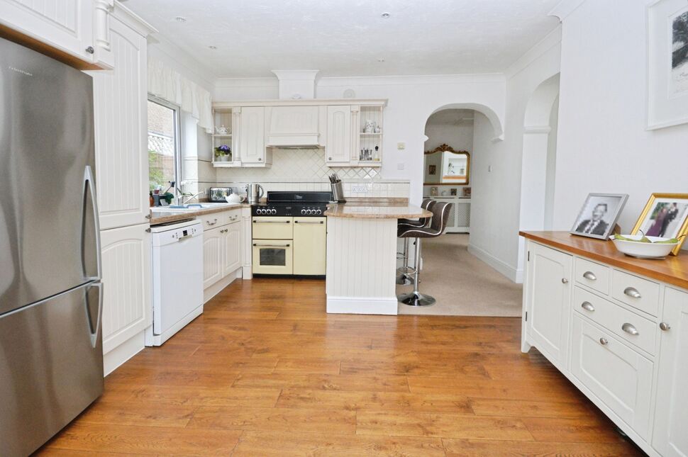 Kitchen / Breakfast Room