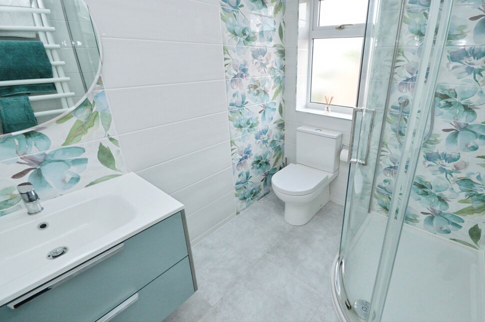 En-Suite Shower Room