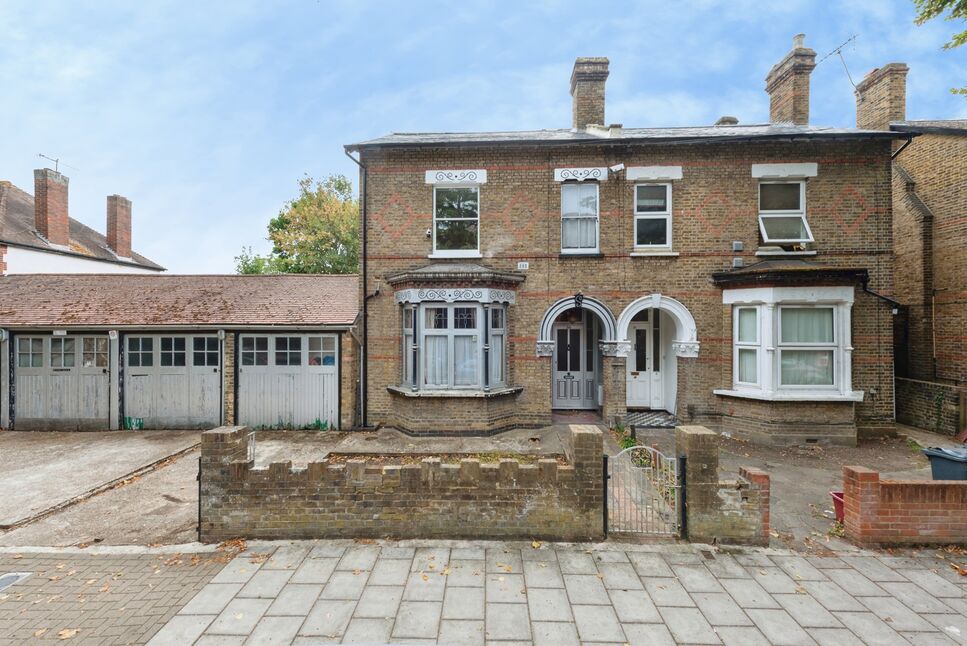 Main image of 5 bedroom Semi Detached House for sale, St Stephens Road, Hounslow, TW3