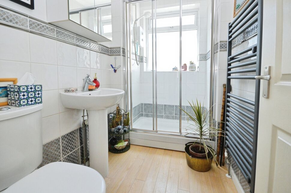 Shower Room WC