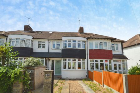 3 bedroom Mid Terrace House for sale