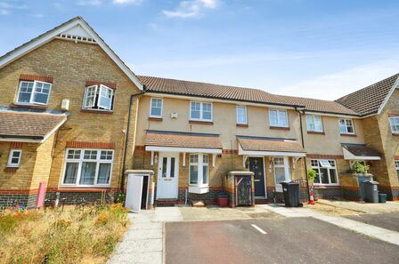 2 bedroom Mid Terrace House to rent