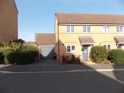 3 bedroom Semi Detached House to rent
