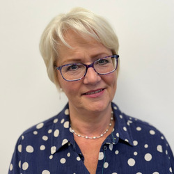 Evelyn Eden, Your Move Oundle