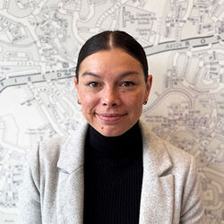 Alena Novotna  Sales Consultant