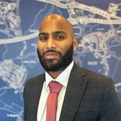 Tharsan Anamdagumar  Financial Adviser