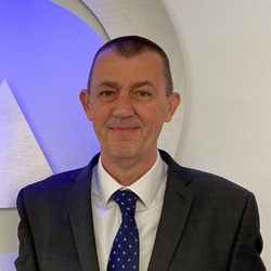 Stuart Harkness Senior Sales Negotiator