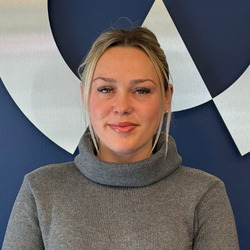 Tia Marshall Sales Negotiator