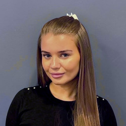 Holly Parkinson